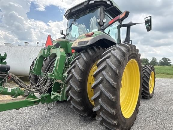 Image of John Deere 8R 340 equipment image 4