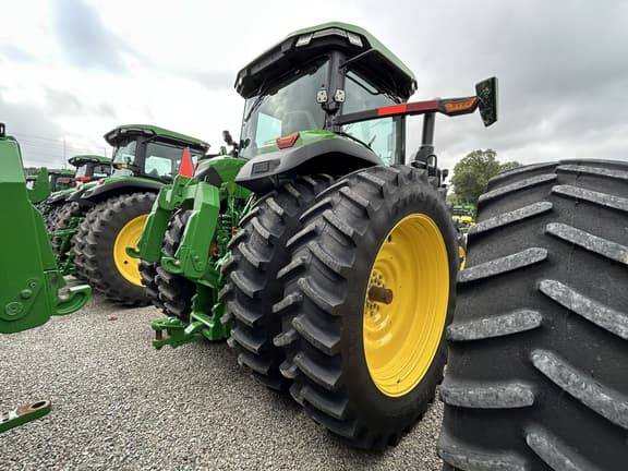 Image of John Deere 8R 340 equipment image 4