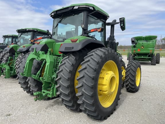 Image of John Deere 8R 340 equipment image 3