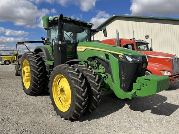 2025 John Deere 8R 340 Equipment Image0
