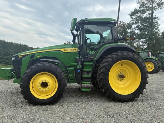 2025 John Deere 8R 340 Equipment Image0