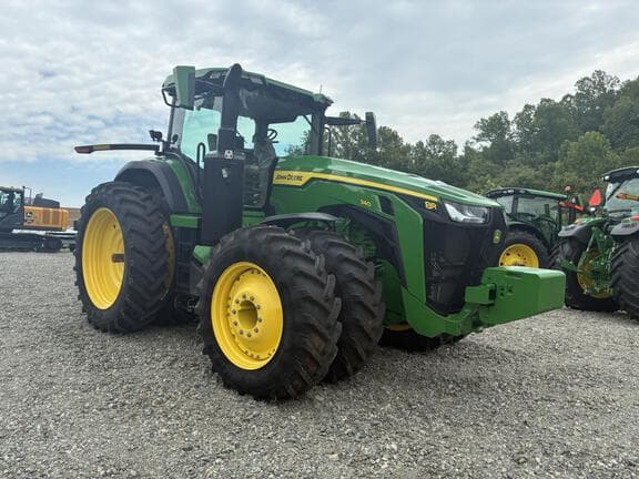 Image of John Deere 8R 340 equipment image 4
