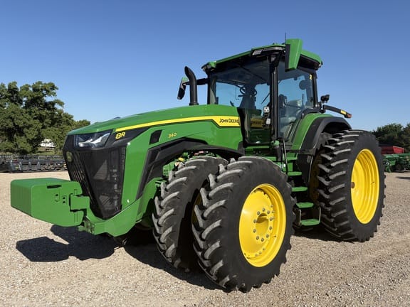 2025 John Deere 8R 340 Equipment Image0