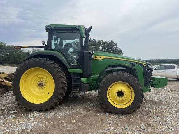 Image of John Deere 8R 340 equipment image 3