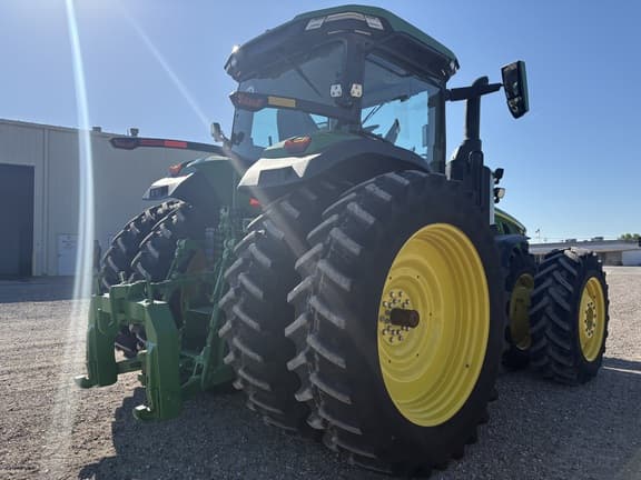 Image of John Deere 8R 340 equipment image 2