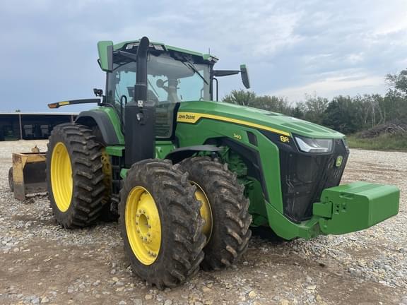Image of John Deere 8R 340 equipment image 2