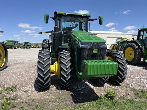 Image of John Deere 8R 340 equipment image 1