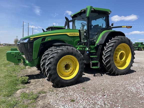 Image of John Deere 8R 340 equipment image 2