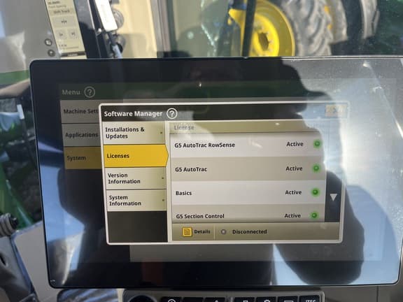 Image of John Deere 8R 340 equipment image 4