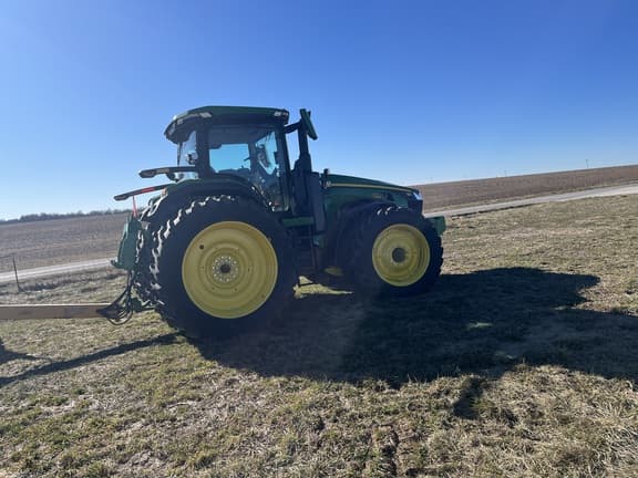 Image of John Deere 8R 340 equipment image 2