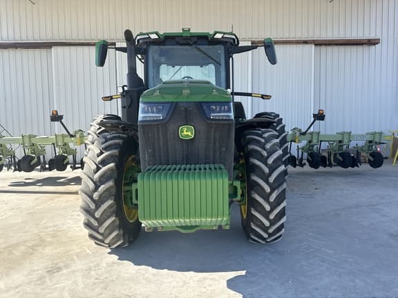 Image of John Deere 8R 340 equipment image 4