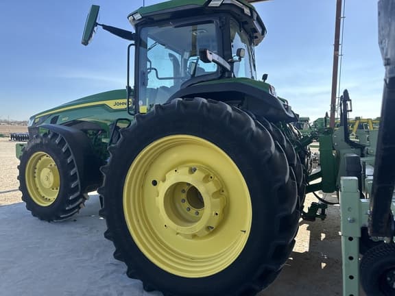 Image of John Deere 8R 340 equipment image 2