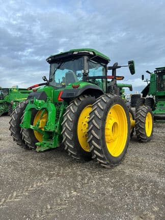 Image of John Deere 8R 340 equipment image 2