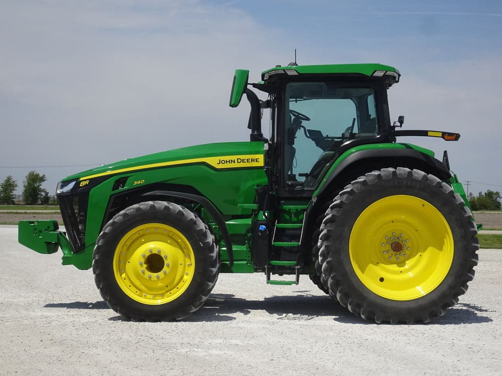 Image of John Deere 8R 340 Primary image