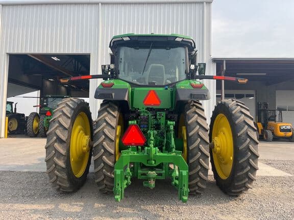 Image of John Deere 8R 340 equipment image 3