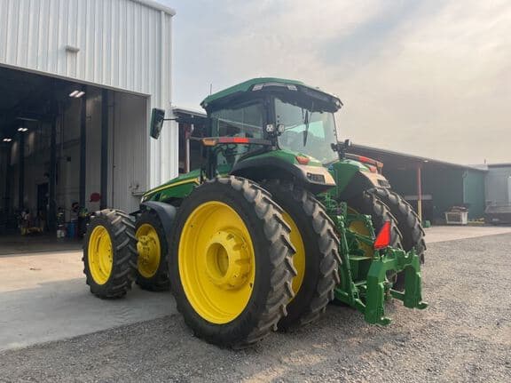 Image of John Deere 8R 340 equipment image 2