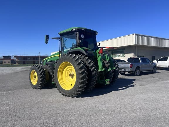 Image of John Deere 8R 340 equipment image 4