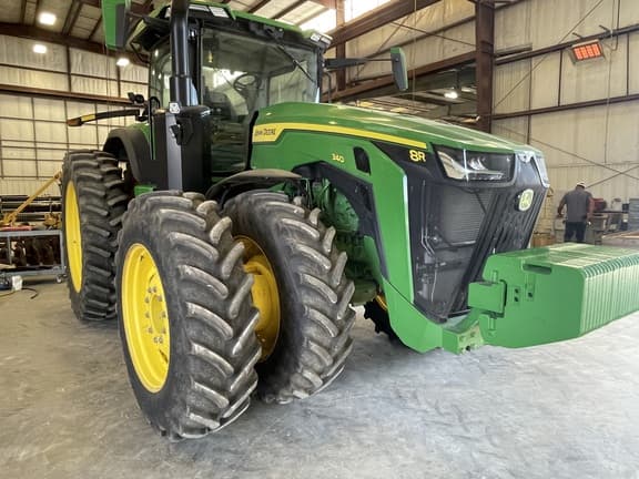 Image of John Deere 8R 340 equipment image 3