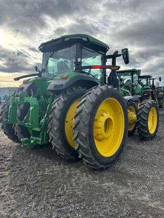 Image of John Deere 8R 340 equipment image 2