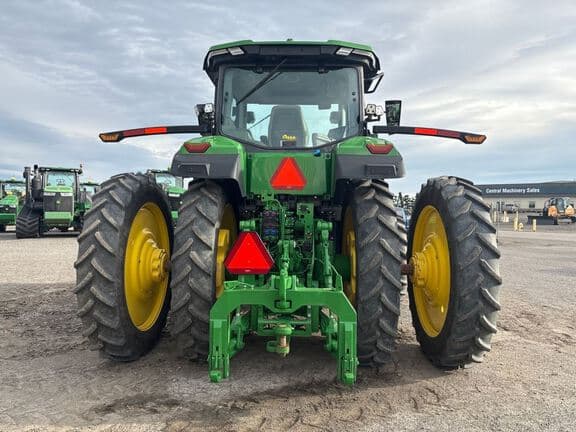 Image of John Deere 8R 340 equipment image 3