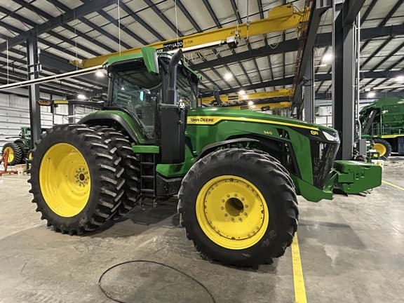 Image of John Deere 8R 340 equipment image 1