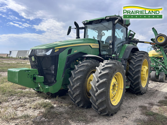 2025 John Deere 8R 340 Equipment Image0