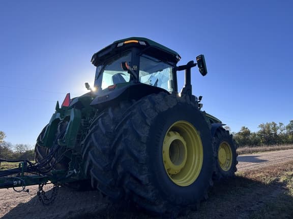 Image of John Deere 8R 340 equipment image 3