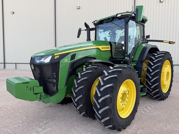 2025 John Deere 8R 340 Equipment Image0