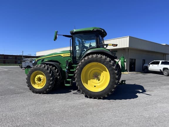 Image of John Deere 8R 340 equipment image 4