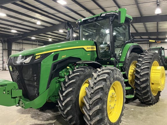 2025 John Deere 8R 340 Equipment Image0