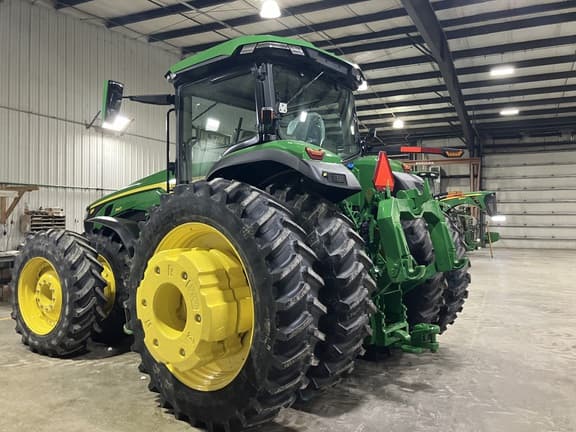 Image of John Deere 8R 340 equipment image 3