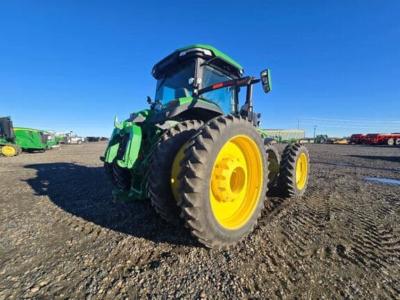 Image of John Deere 8R 340 equipment image 2