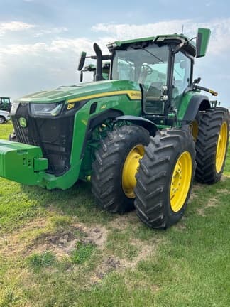 Image of John Deere 8R 340 Primary image
