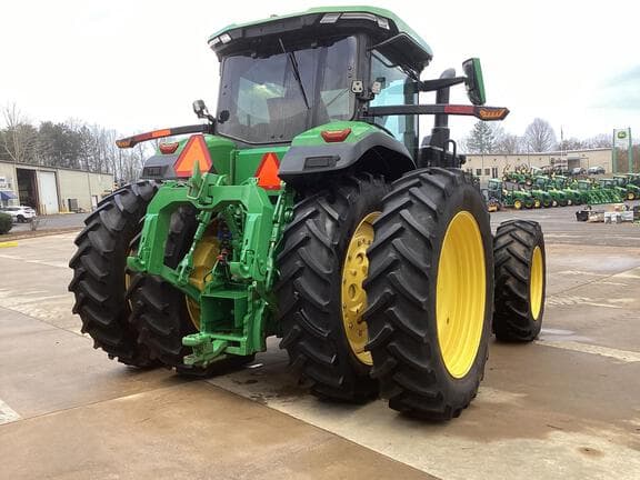 Image of John Deere 8R 340 equipment image 4