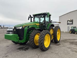 2025 John Deere 8R 340 Image