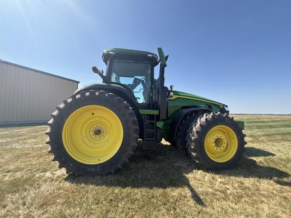 Image of John Deere 8R 340 equipment image 1