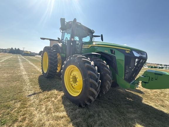 2025 John Deere 8R 340 Equipment Image0