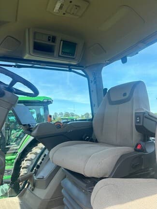 Image of John Deere 8R 340 equipment image 4
