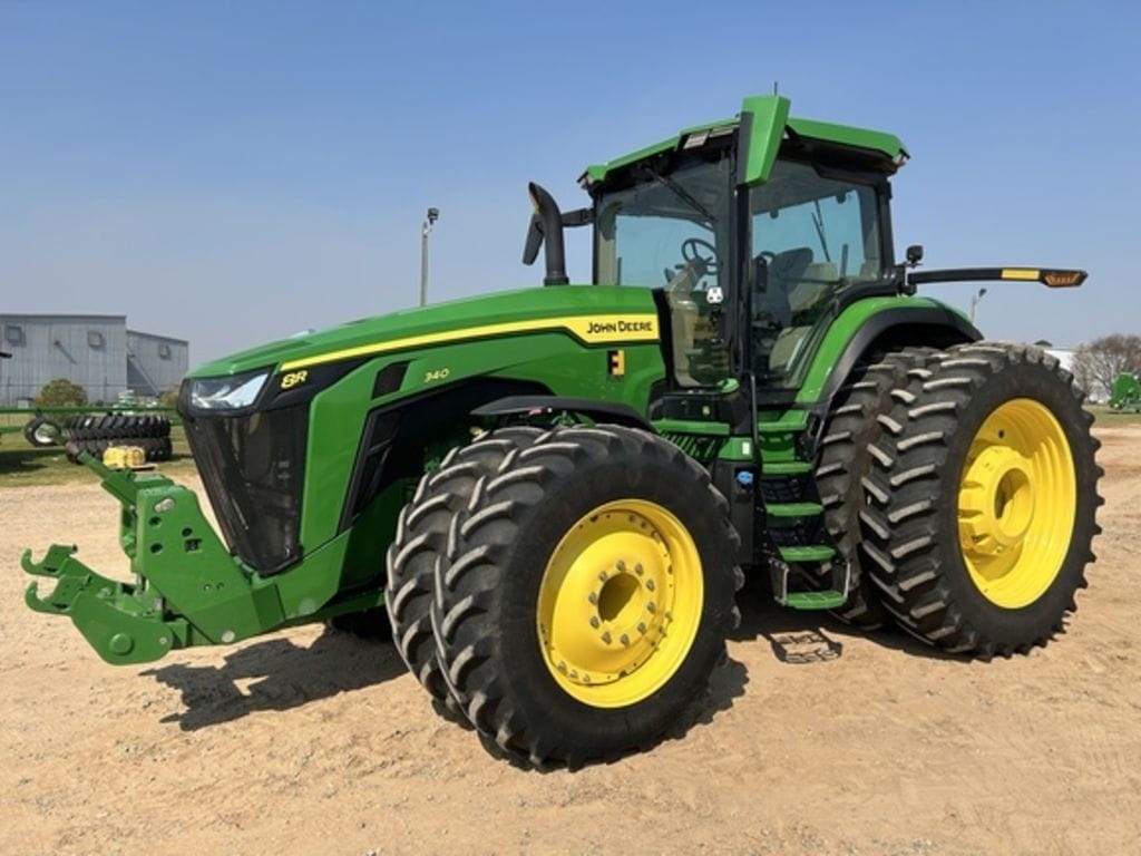 2025 John Deere 8R 340 Equipment Image0