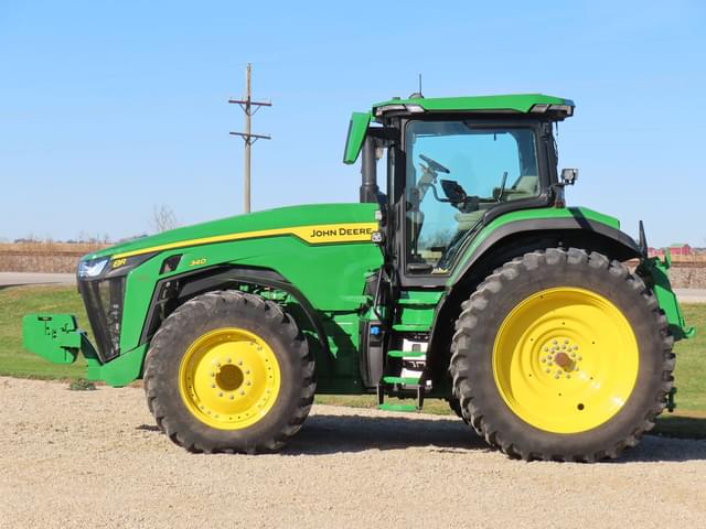 Image of John Deere 8R 340 equipment image 2