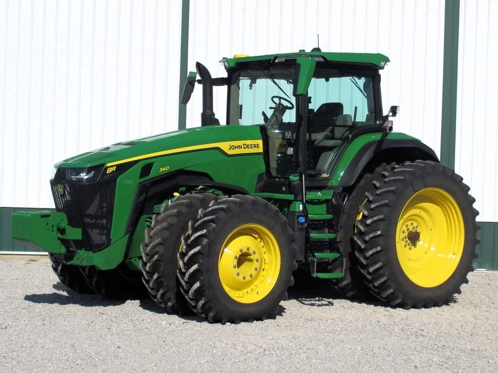 2025 John Deere 8R 340 Equipment Image0