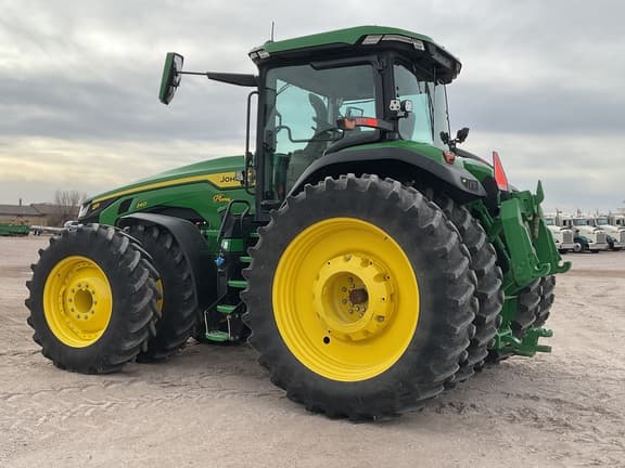 Image of John Deere 8R 340 equipment image 4
