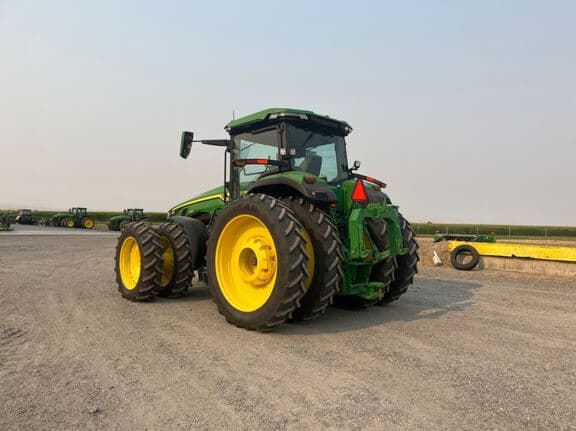 Image of John Deere 8R 340 equipment image 2