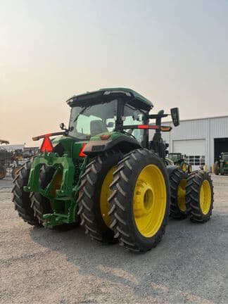 Image of John Deere 8R 340 equipment image 4