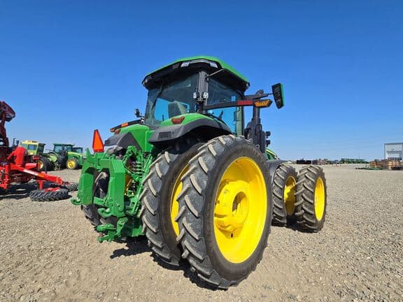 Image of John Deere 8R 340 equipment image 4