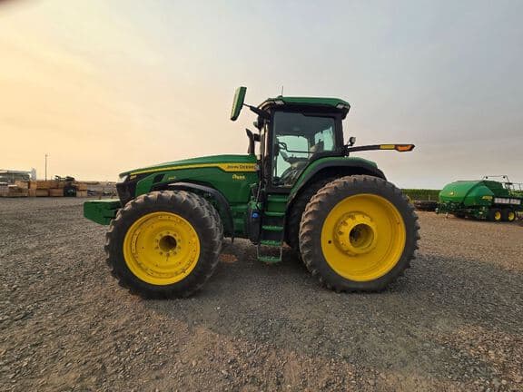 Image of John Deere 8R 340 equipment image 1