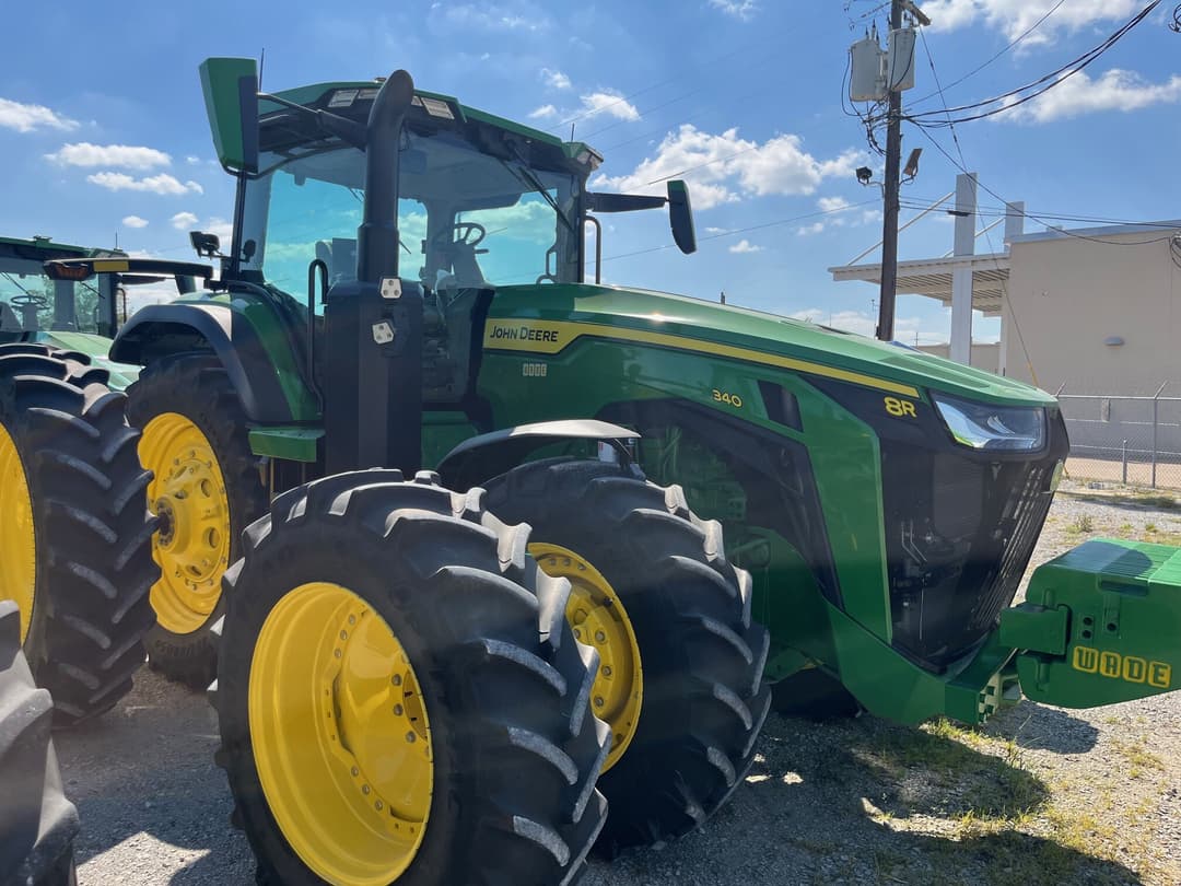 Image of John Deere 8R 340 Image 1