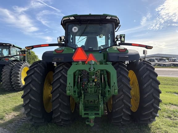 Image of John Deere 8R 340 equipment image 4