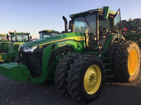 2025 John Deere 8R 340 Equipment Image0