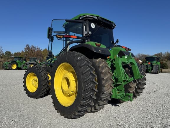 Image of John Deere 8R 340 equipment image 3